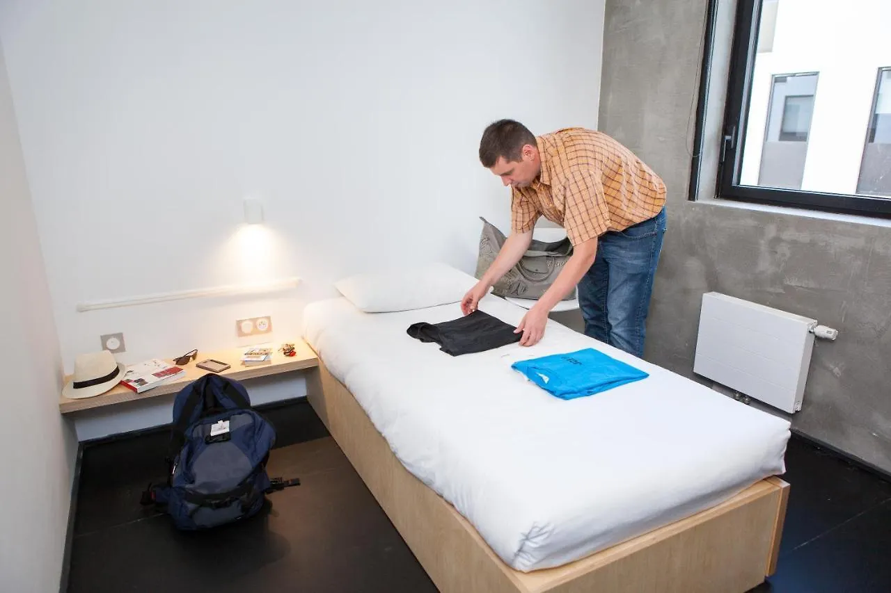 Hostel Auberge De Jeunesse Hi Cahors France